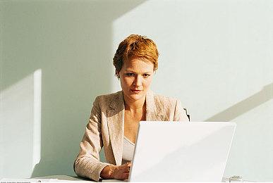 《夜族崛起》正式版下周发售 上市宣传片欣赏